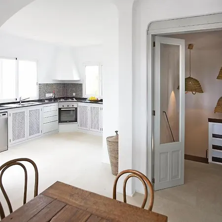 Villa Tranquil With Private Pool Santanyi