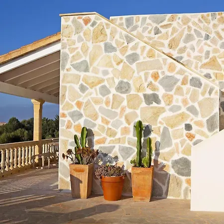 Villa Tranquil With Private Pool